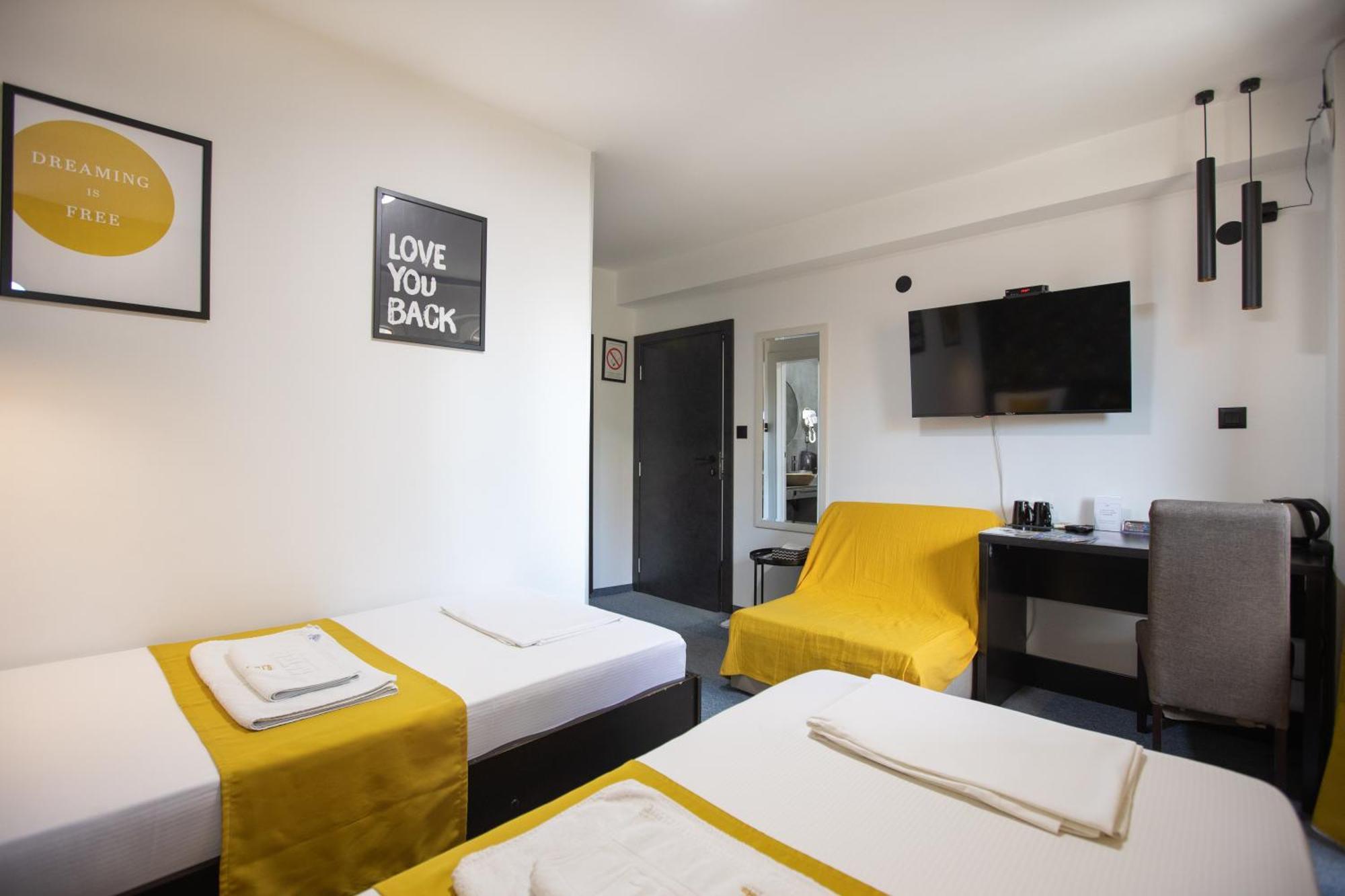 4 Rooms Apartments Ni Exteriér fotografie