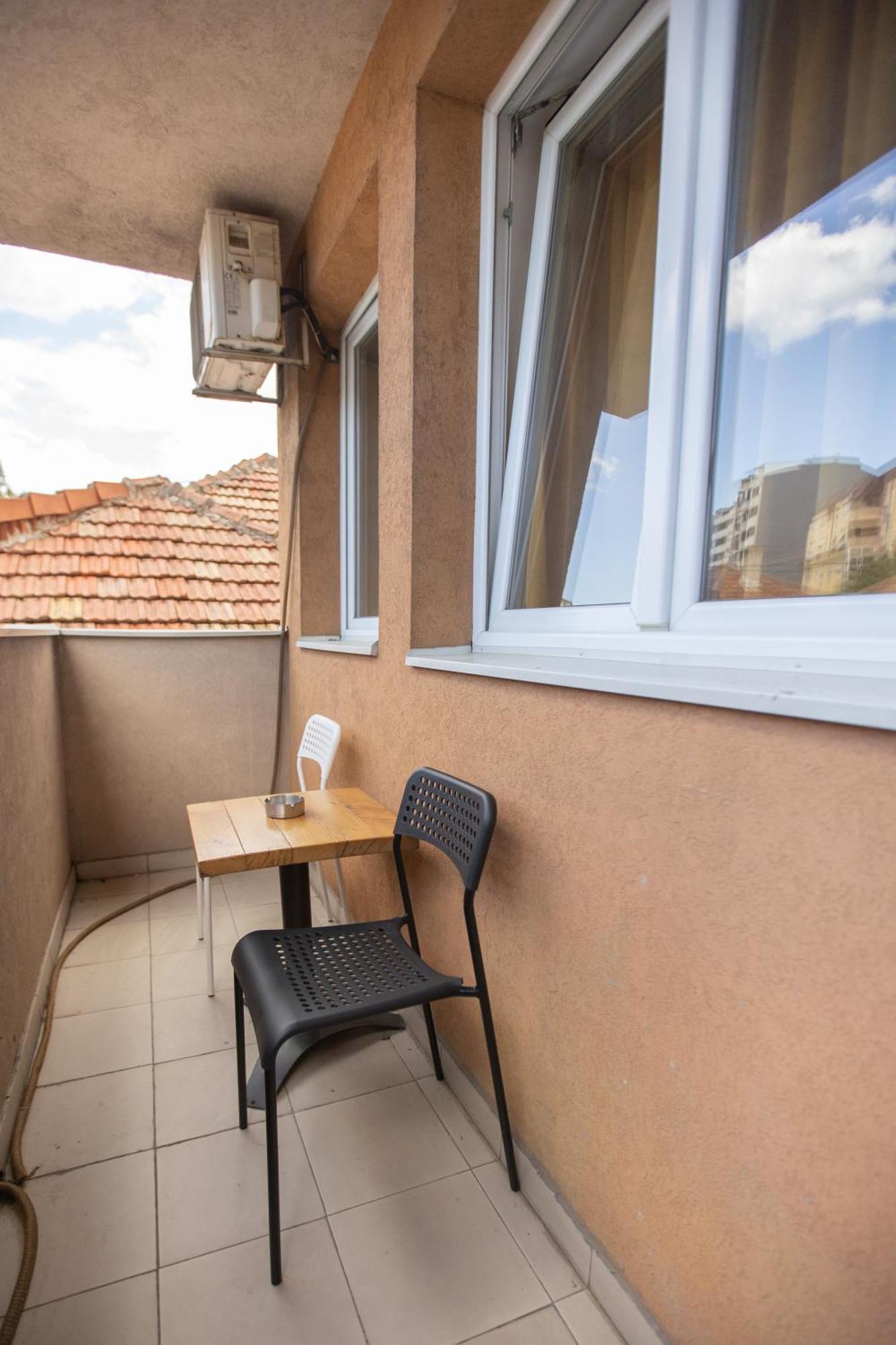 4 Rooms Apartments Ni Exteriér fotografie